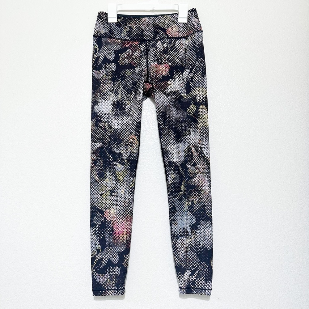 Prana Roxanne Digi Flower Leggings Size XS - Picture 3 of 6
